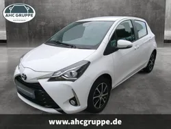 Weiss Gebraucht 2017 Toyota Yaris Team Kleinwagen | 13.990 € (Etwas zu teuer)