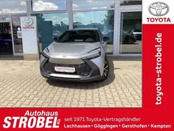 Shimmering silver metallic/sch Neu 2024 Toyota C-HR Team SUV | 29.980 € (Superpreis)