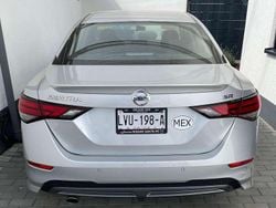 Silber Gebraucht 2023 Nissan Sentra Limousine | 17.500 €