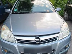 Silber Gebraucht 2007 Opel Astra Kombi | 1.500 € (Guter Preis)