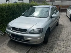 Grau Gebraucht 2003 Opel Astra | 1.800 €