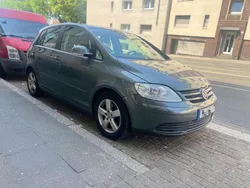 Grau Gebraucht 2006 VW Golf Plus Cross Van / Kleinbus | 3.990 € (Superpreis)