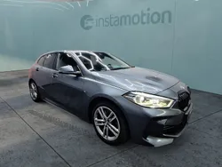 Grau Gebraucht 2021 BMW 120 M Sport Kleinwagen | 28.380 € (Fairer Preis)