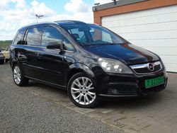 Schwarz Gebraucht 2007 Opel Zafira Van / Kleinbus | 2.600 € (Fairer Preis)