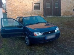Blau Gebraucht 2002 Ford Fiesta Kleinwagen | 750 € (Superpreis)