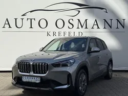 Spacesilber metallic Gebraucht 2023 BMW iX1 Sport Line SUV | 34.950 € (Superpreis)