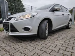 Silber Gebraucht 2014 Ford Focus Titanium Kombi | 2.700 € (Superpreis)