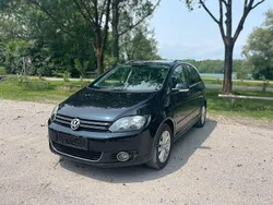 Schwarz Gebraucht 2012 VW Golf Plus Van / Kleinbus | 6.900 € (Fairer Preis)
