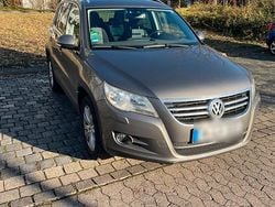Grau Gebraucht 2009 VW Tiguan SUV | 5.699 € (Guter Preis)