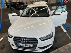 Weiß Gebraucht 2015 Audi A4 Limousine | 11.500 € (Fairer Preis)