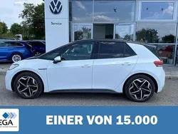 Weiß metallic Gebraucht 2021 VW ID.3 Pro Kleinwagen | 28.520 € (Teuer)