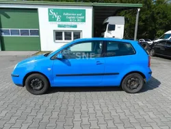 Blau Gebraucht 2002 VW Polo Limousine | 690 € (Guter Preis)