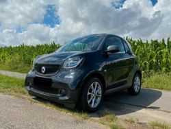 Grau Gebraucht 2017 Smart ForTwo Coupé Kleinwagen | 10.000 € (Guter Preis)