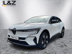 Weiß Gebraucht 2022 Renault Mégane Equilibre Limousine | 18.980 € (Guter Preis)