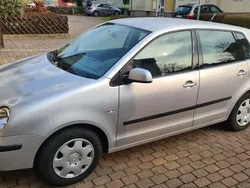 Silber Gebraucht 2002 VW Polo Kleinwagen | 1.499 € (Fairer Preis)