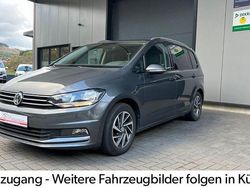 Grau Gebraucht 2017 VW Touran Sound Van / Kleinbus | 17.890 € (Fairer Preis)