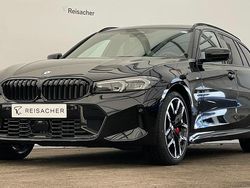 Saphirschwarz Gebraucht 2025 BMW 320 Luxury Line Kombi | 57.495 €