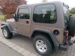 Beige Gebraucht 2003 Jeep Wrangler Sport SUV | 19.850 €