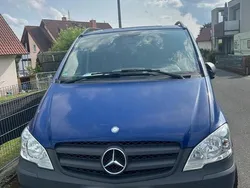 Blau Gebraucht 2014 Mercedes Vito Van / Kleinbus | 14.700 €