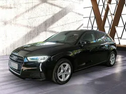 Schwarz Gebraucht 2018 Audi A3 Sportback Comfort Limousine | 16.900 € (Fairer Preis)
