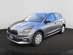 Grau Neu 2025 Skoda Fabia Essence Kleinwagen | 17.450 € (Guter Preis)