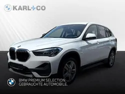 Weiss Gebraucht 2022 BMW X1 Advantage SUV | 24.998 € (Guter Preis)