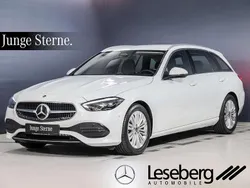 Opalithweiß bright Gebraucht 2024 Mercedes C180 Avantgarde Kombi | 36.750 € (Fairer Preis)