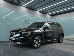 Schwarz Gebraucht 2025 Mercedes GLB200 Progressive SUV | 47.940 € (Teuer)