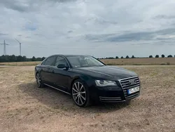 Schwarz Gebraucht 2011 Audi A8L Limousine | 18.000 €