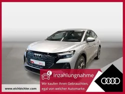 Florettsilber (metallic) Gebraucht 2024 Audi e-tron Comfort SUV | 42.930 € (Guter Preis)