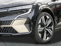 Schwarz Neu 2024 Renault Mégane Limousine | 40.949 €