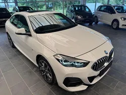 Weiß Gebraucht 2022 BMW 220 M Sport Coupé | 23.500 €