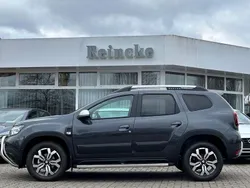 Grau Gebraucht 2022 Dacia Duster SUV | 21.790 € (Teuer)