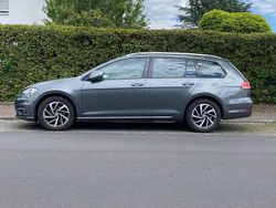 Grau Gebraucht 2018 VW Golf VII Join Kombi | 9.999 € (Guter Preis)