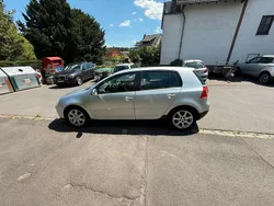 Grau Gebraucht 2005 VW Golf V Limousine | 3.600 € (Etwas zu teuer)
