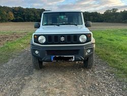 Weiß Gebraucht 2022 Suzuki Jimny SUV | 29.000 € (Etwas zu teuer)