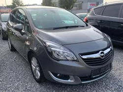 Silber Gebraucht 2016 Opel Meriva Edition Van / Kleinbus | 5.500 € (Guter Preis)