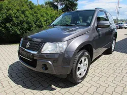 Grau Gebraucht 2010 Suzuki Grand Vitara Club SUV | 3.990 € (Superpreis)