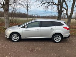 Silber Gebraucht 2013 Ford Focus Titanium Kombi | 6.490 € (Fairer Preis)