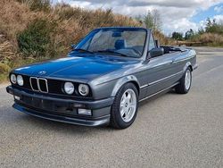Grau Gebraucht 1990 BMW 320 Cabriolet Shadowline Cabrio | 19.380 €