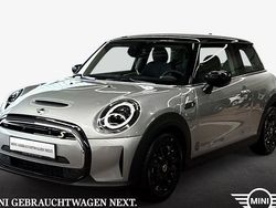 Melting silver iii metallic Gebraucht 2025 Mini Cooper SE Classic Kleinwagen | 30.980 €