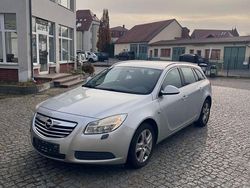 Silber Gebraucht 2009 Opel Insignia Edition Kombi | 2.700 € (Guter Preis)