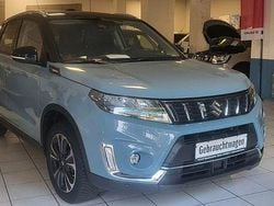 Ice greyish blue schwarzes dac Gebraucht 2022 Suzuki Vitara SUV | 20.290 € (Fairer Preis)