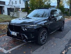 Schwarz Gebraucht 2024 BMW X7 Performance SUV | 98.000 € (Teuer)