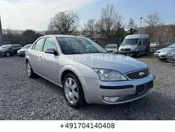 Silber Gebraucht 2005 Ford Mondeo Ghia Limousine | 4.470 € (Teuer)