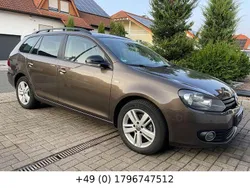 Braun Gebraucht 2012 VW Golf VI Match Kombi | 3.600 € (Guter Preis)