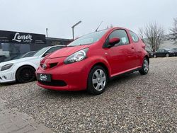 Rot Gebraucht 2007 Toyota Aygo Cool Kleinwagen | 1.750 € (Guter Preis)