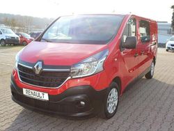 Rot Gebraucht 2020 Renault Trafic Komfort Van / Kleinbus | 18.990 € (Guter Preis)