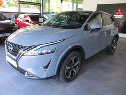 Grau Gebraucht 2024 Nissan Qashqai N-Connecta SUV | 27.450 € (Guter Preis)