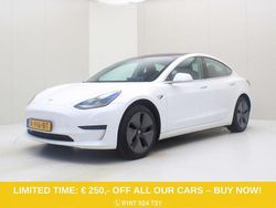 Weiß Gebraucht 2020 Tesla Model 3 Standard Range Limousine | 20.400 € (Superpreis)